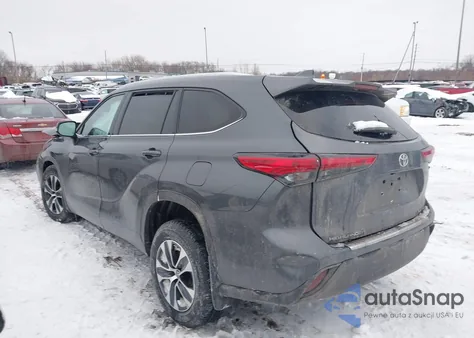 2021 Toyota Highlander Xle from USA, damaged, VIN 5TDHZRBH3MS523337